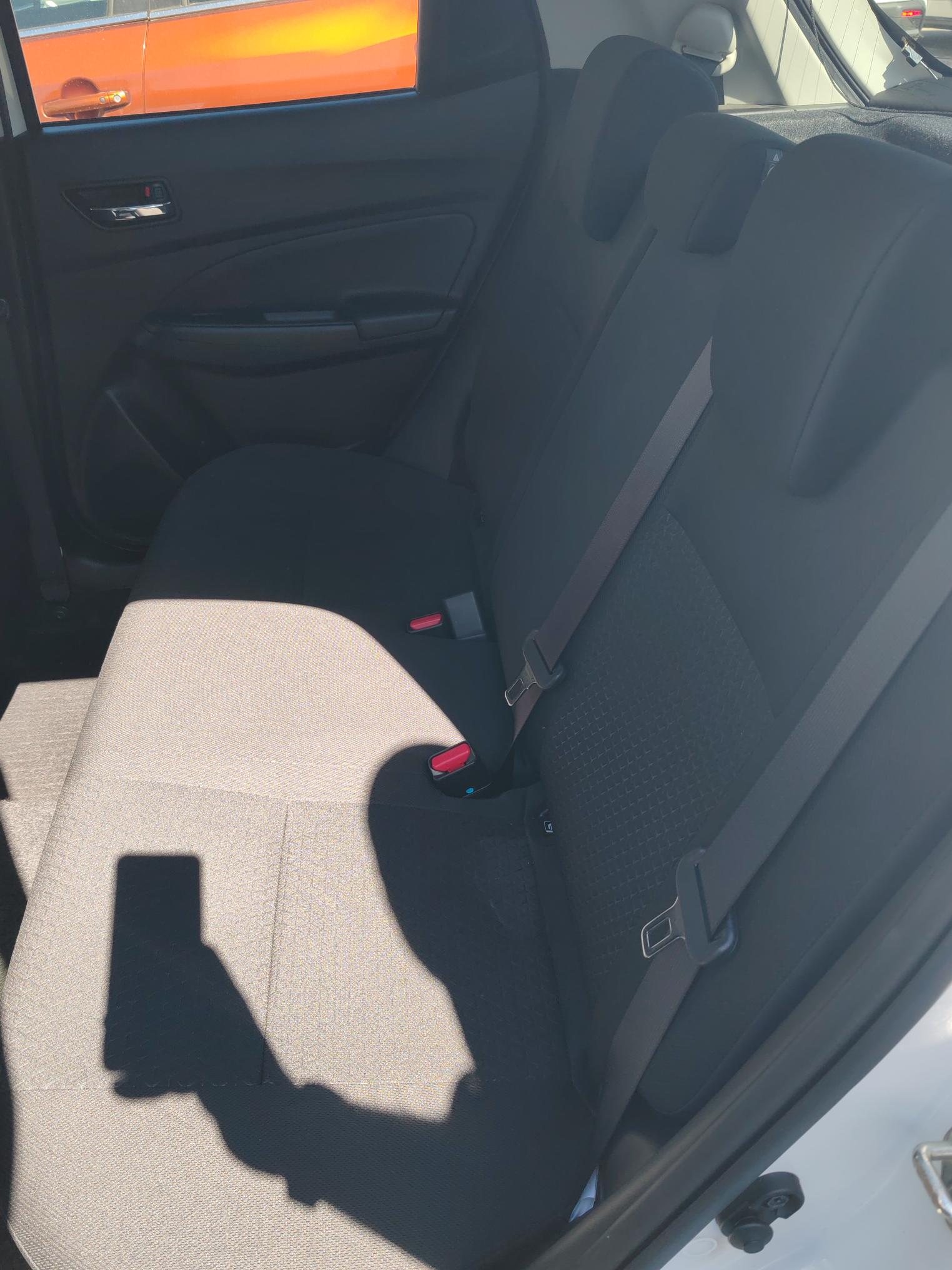 suzuki-swift-glx-10012024